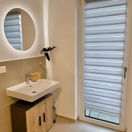 Exklusive 3-zimmer Luxus-maisonette In Hochheim - Naehe Frankfurt Flughafen, Wiesbaden Und Mainz アパート ホーホハイム・アム・マイン