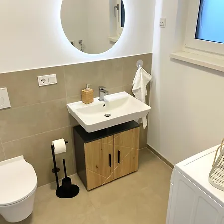 Lejlighed Exklusive 3-zimmer Luxus-maisonette In Hochheim - Naehe Frankfurt Flughafen, Wiesbaden Und Mainz *