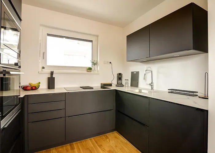 Daire Exklusive 3-zimmer Luxus-maisonette In Hochheim - Naehe Frankfurt Flughafen, Wiesbaden Und Mainz Hochheim am Main