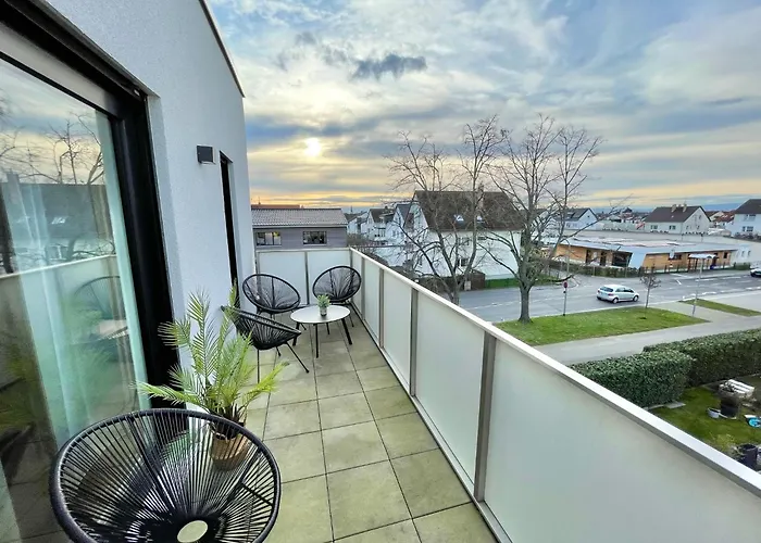 Daire Exklusive 3-zimmer Luxus-maisonette In Hochheim - Naehe Frankfurt Flughafen, Wiesbaden Und Mainz *