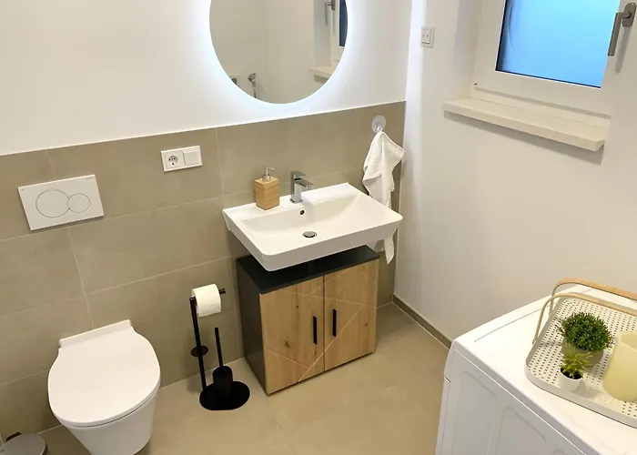 Daire Exklusive 3-zimmer Luxus-maisonette In Hochheim - Naehe Frankfurt Flughafen, Wiesbaden Und Mainz *