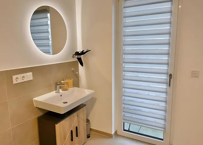 Exklusive 3-zimmer Luxus-maisonette In Hochheim - Naehe Frankfurt Flughafen, Wiesbaden Und Mainz Daire Hochheim am Main